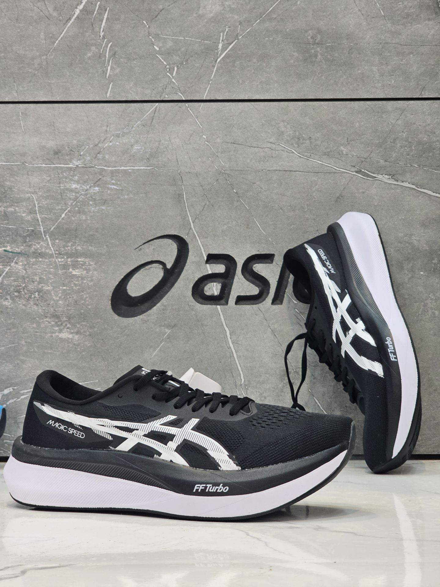 کتونی رانینگ اسیکس مجیک اسپید مسترکوالیتی /سایز ۴۰ الی ۴۵ /ساخت ویتنام /ASICS MAGIC SPEED /ضمانت کالا/فروش تک و عمده