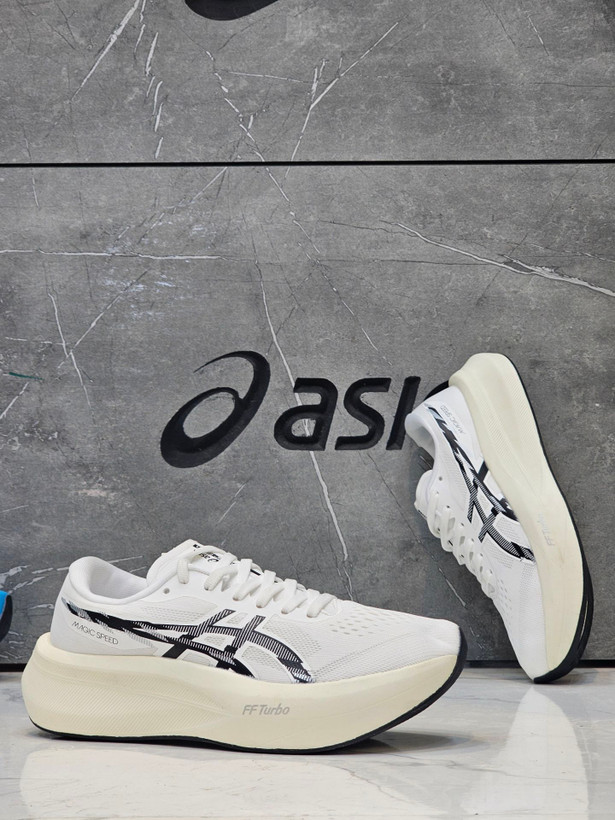 کتونی رانینگ اسیکس مجیک اسپید مسترکوالیتی /سایز ۴۰ الی ۴۵ /ساخت ویتنام /ASICS MAGIC SPEED /ضمانت کالا/فروش تک و عمده