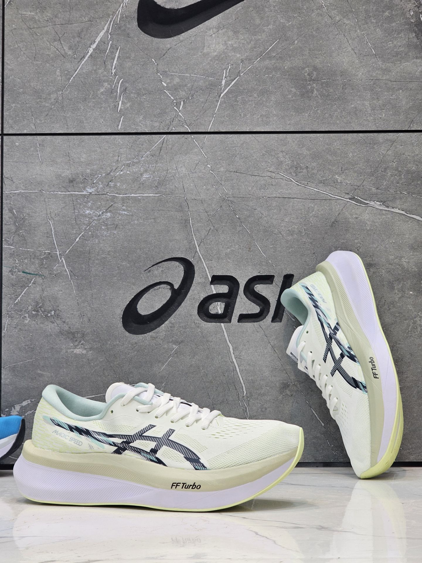 کتونی رانینگ اسیکس مجیک اسپید مسترکوالیتی /سایز ۴۰ الی ۴۵ /ساخت ویتنام /ASICS MAGIC SPEED /ضمانت کالا/فروش تک و عمده