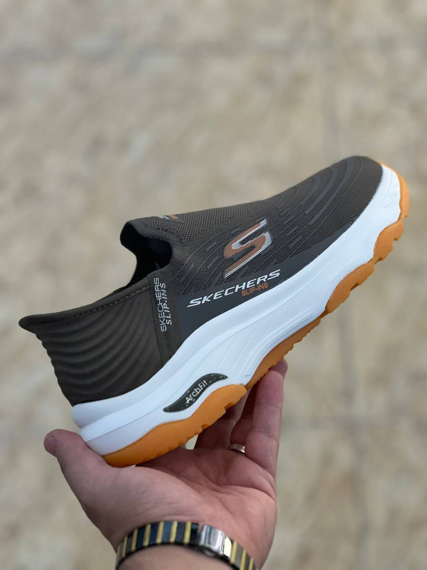 کتونی طبی اسکیچرز بدون بند/Skechers Slip Ins/سایز۴۰ الی ۴۵/ ساخت ویتنام/ضمانت کالا/فروش تک و عمده