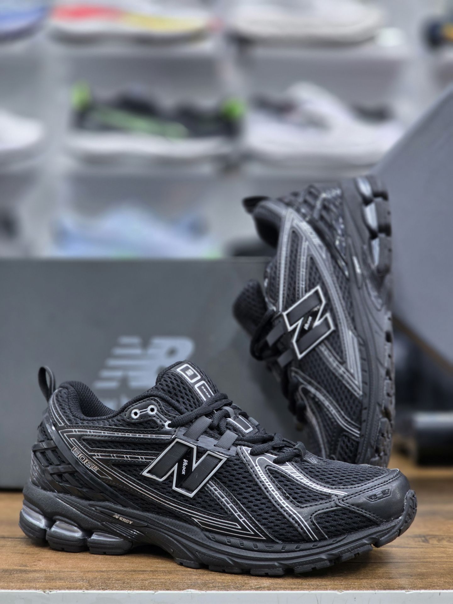کتونی نیوبالانس ۱۹۰۶/Newbalance 1906/سایز38 الی ۴۵/ ساخت ویتنام/ضمانت کالا/فروش تک و عمده