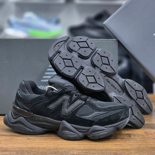 کتونی مسترکوالیتی نیوبالانس ۹۰۶۰/ساخت ویتنام/سایز 40 الی 45/ Newbalance 9060/ضمانت اصالت کالا/فروش به صورت تک و عمده