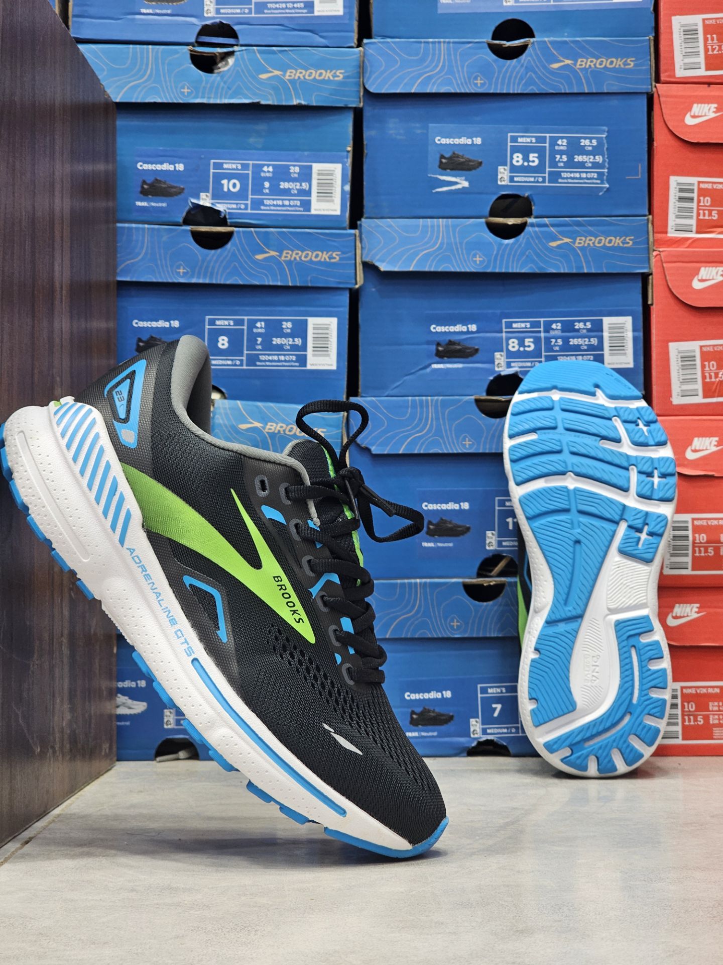 کتونی رانینگ بروکس آدرنالین GTS مسترکوالیتی/سایز 40 الی 45/ساخت ویتنام/Brooks Adrenaline GTS/ضمانت کالا/فروش تک و عمده