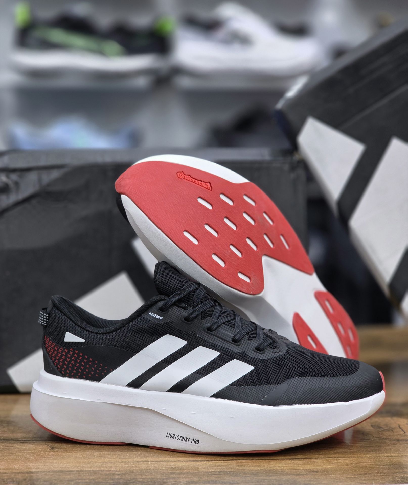 کتونی رانینگ آدیداس آدیزیرو لایتاسترایک پرو /سایز ۴۰ الی ۴۵ /ساخت ویتنام /Adidas Adizero Lightstrike Pro /ضمانت کالا /فروش تک و عمده