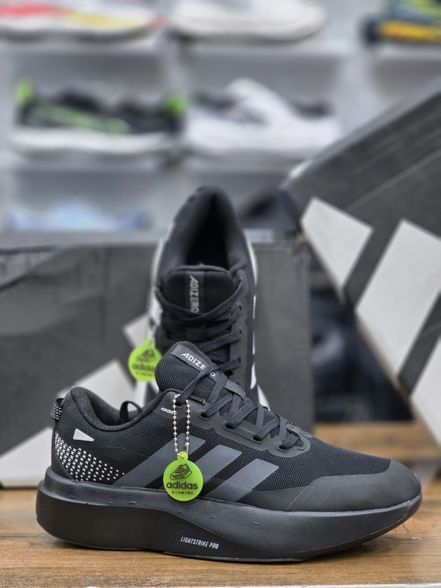 کتونی رانینگ آدیداس آدی‌زیرو لایت‌استرایک پرو /سایز ۴۰ الی ۴۵ /ساخت ویتنام /Adidas Adizero Lightstrike Pro /ضمانت کالا /فروش تک و عمده