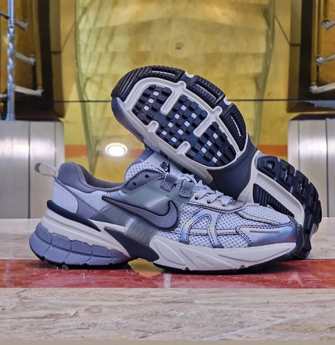 کتونی نایک وی تو کی/سایز ۳۷ الی ۴۵/ساخت ویتنام/Nike V2k Run/ضمانت کالا/فروش تک و عمده