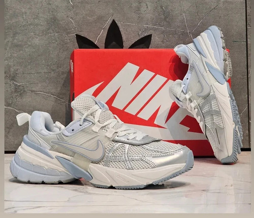 کتونی نایک وی تو کی/سایز ۳۷ الی ۴۵/ساخت ویتنام/Nike V2k Run/ضمانت کالا/فروش تک و عمده