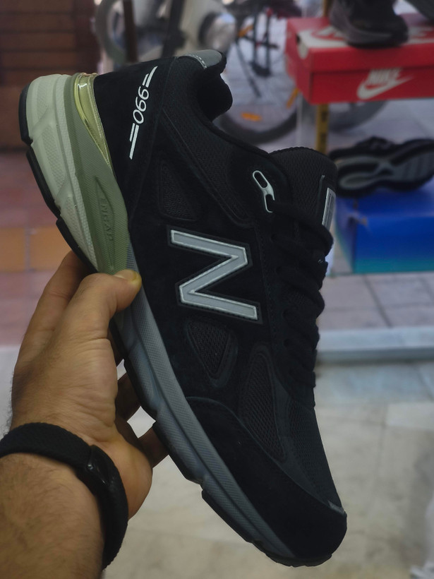 کتونی مسترکوالیتی نیوبالانس 990/سایز 40 الی 45/ساخت ویتنام/New Balance 990/ضمانت اصالت کالا