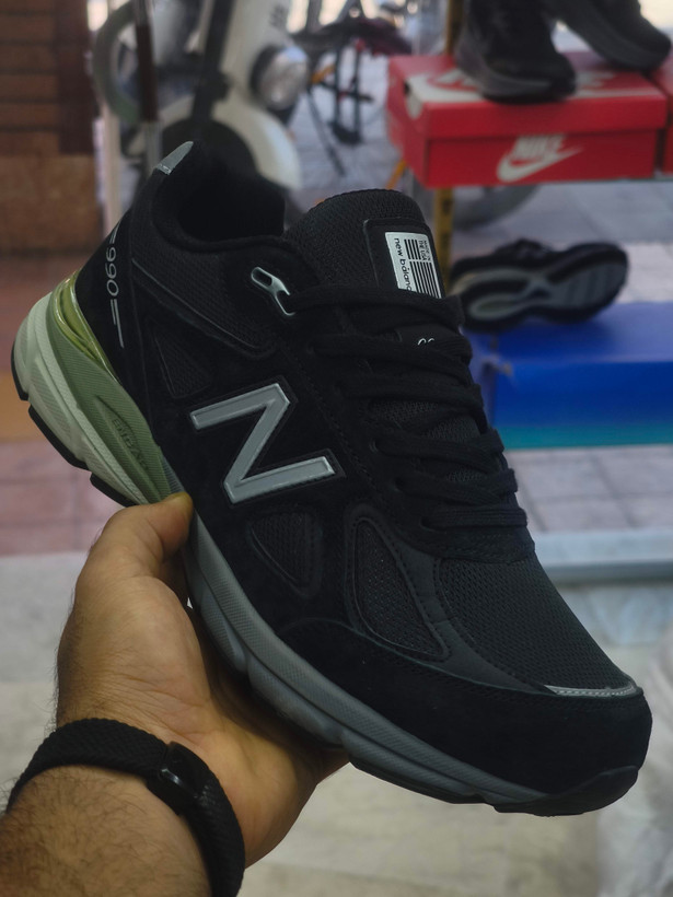 کتونی مسترکوالیتی نیوبالانس 990/سایز 40 الی 45/ساخت ویتنام/New Balance 990/ضمانت اصالت کالا