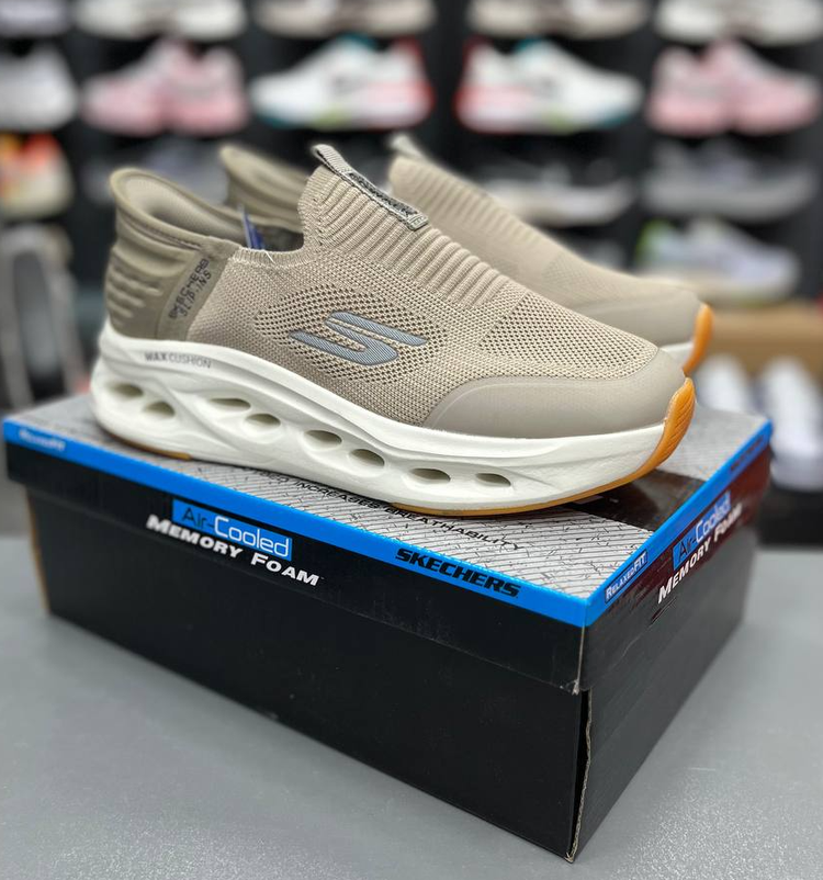کتونی طبی اسکیچرز بدون بند/Skechers Slip Ins/سایز۴۰ الی ۴۵/ ساخت ویتنام/ضمانت کالا/فروش تک و عمده