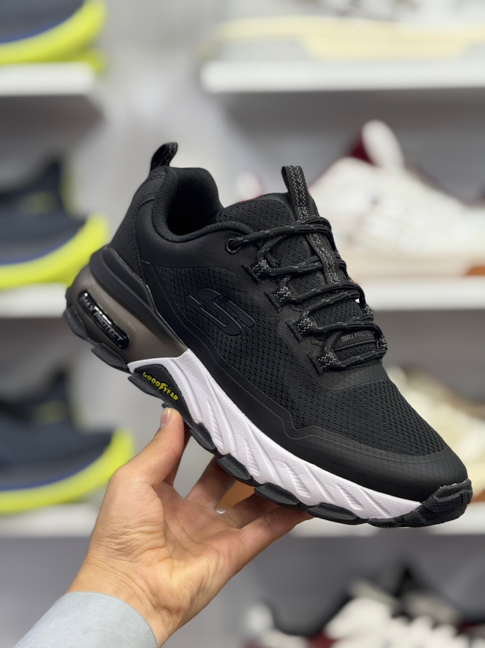 کتونی اسکیچرز مکس پروتکت مسترکوالیتی /سایز ۴۰ الی ۴۵ / ساخت ویتنام /Skechers Max Protect /ضمانت کالا /فروش تک و عمده