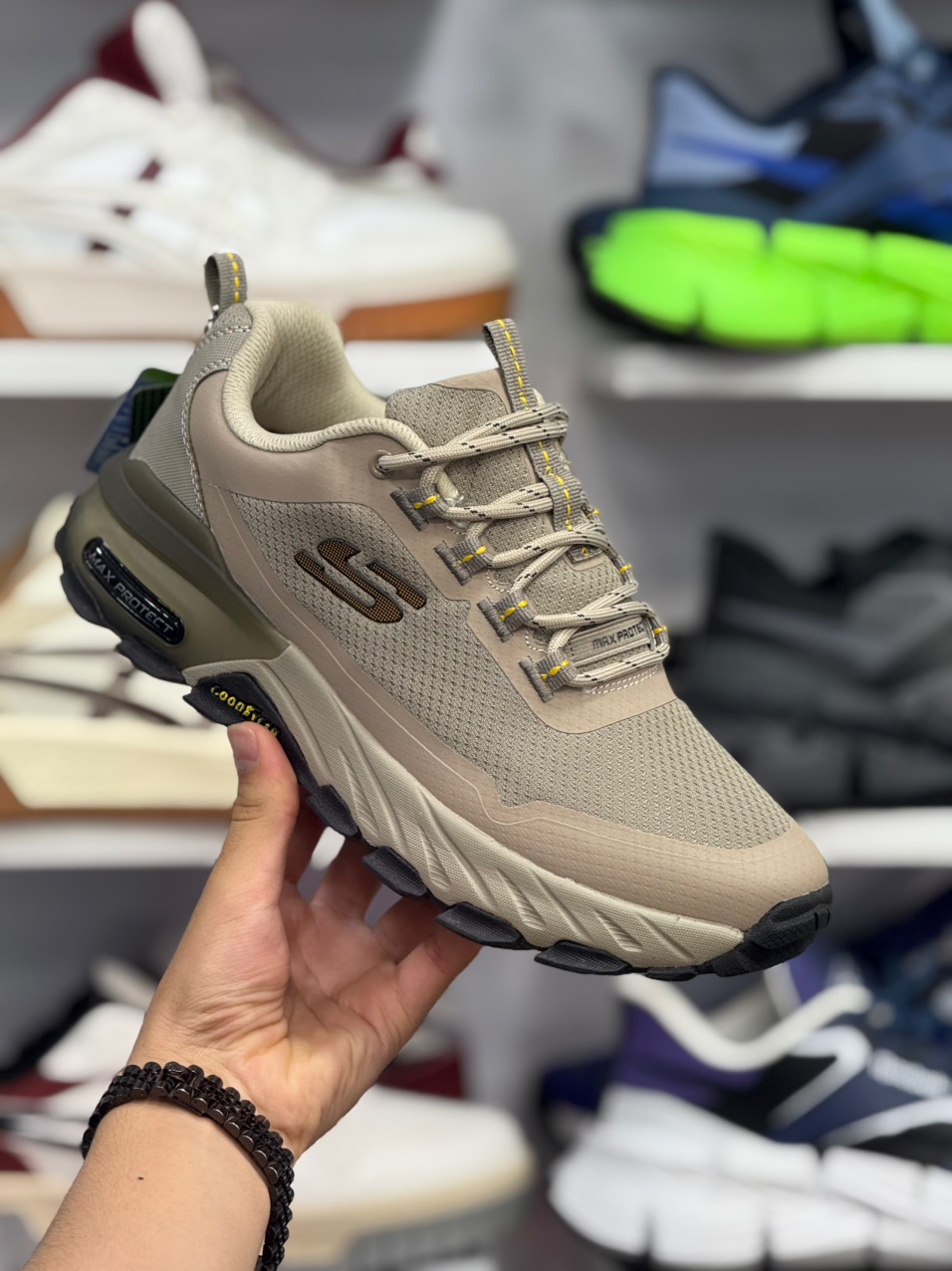 کتونی اسکیچرز مکس پروتکت مسترکوالیتی /سایز ۴۰ الی ۴۵ / ساخت ویتنام /Skechers Max Protect /ضمانت کالا /فروش تک و عمده
