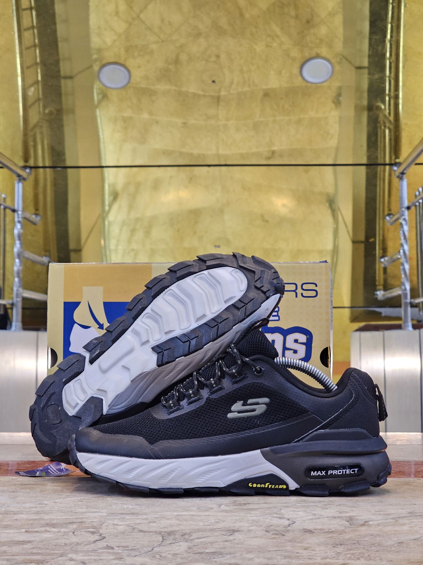 کتونی اسکیچرز مکس پروتکت مسترکوالیتی /سایز ۴۰ الی ۴۵ / ساخت ویتنام /Skechers Max Protect /ضمانت کالا /فروش تک و عمده