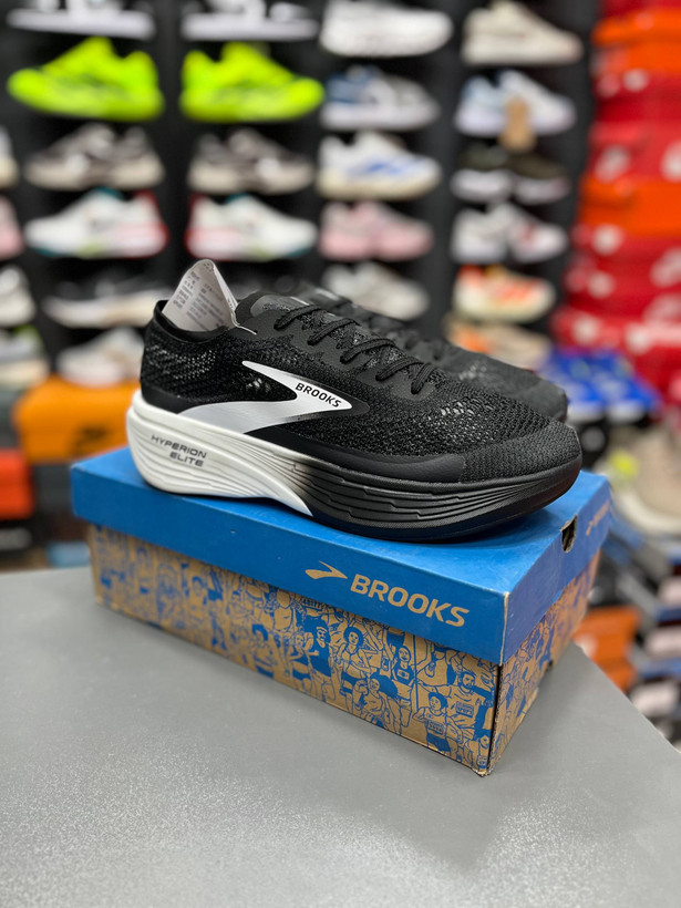 کتونی رانینگ بروکس هایپریون الیت 4 مسترکوالیتی/سایز 39 الی 45/ساخت ویتنام/Brooks Hyperion Elite 4/ضمانت کالا/فروش تک و عمده