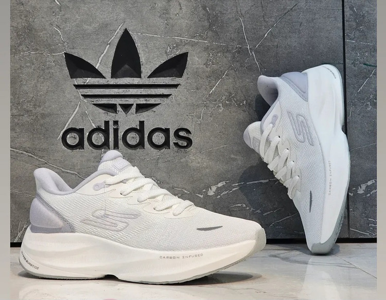کتونی اسکیچرز هایپربرست کربن مسترکوالیتی /سایز 37 الی 40 /ساخت ویتنام /Skechers Hyperburst Carbon /ضمانت کالا /فروش به صورت تک و عمده