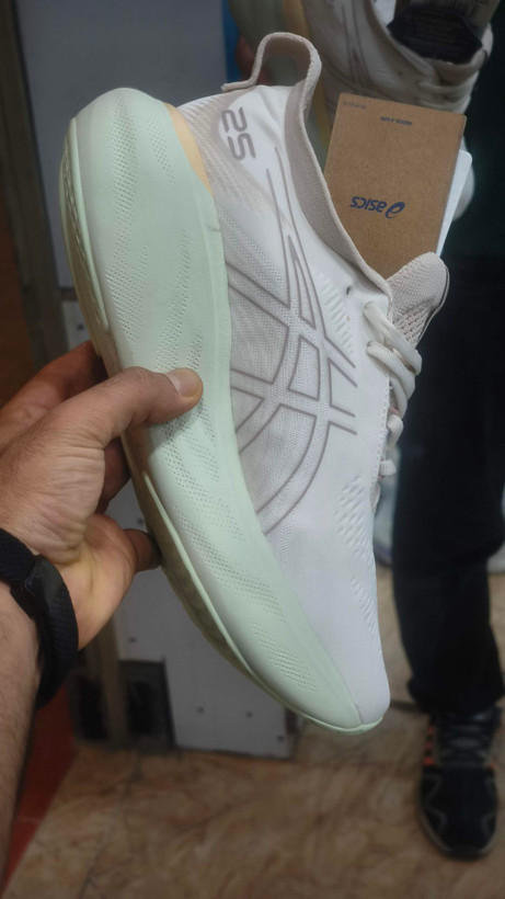 کتونی اسیکس ژل نیمباس ۲۵ مسترکوالیتی /سایز 40 الی 45 /ساخت ویتنام /ASICS Gel Nimbus 25 /ضمانت کالا /فروش تک و عمده