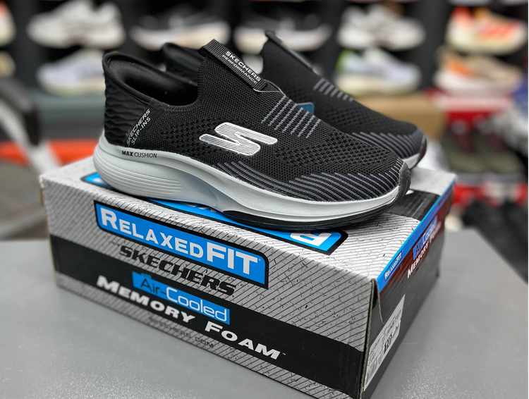 کتونی طبی اسکیچرز بدون بند/Skechers Slip Ins/سایز۴۰ الی ۴۵/ ساخت ویتنام/ضمانت کالا/فروش تک و عمده