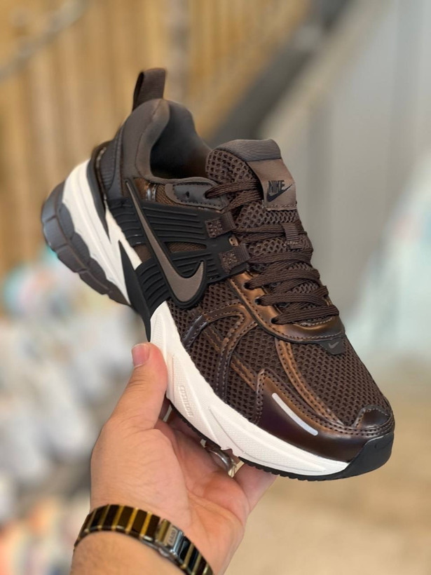 کتونی نایک وی تو کی/سایز ۳۷ الی ۴۵/ساخت ویتنام/Nike V2k Run/ضمانت کالا/فروش تک و عمده