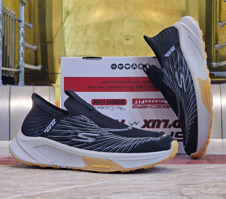 کتونی طبی اسکیچرز بدون بند/Skechers Slip Ins/سایز۴۰ الی ۴۵/ ساخت ویتنام/ضمانت کالا/فروش تک و عمده
