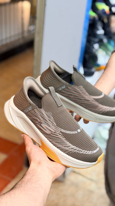 کتونی طبی اسکیچرز بدون بند/Skechers Slip Ins/سایز۴۰ الی ۴۵/ ساخت ویتنام/ضمانت کالا/فروش تک و عمده