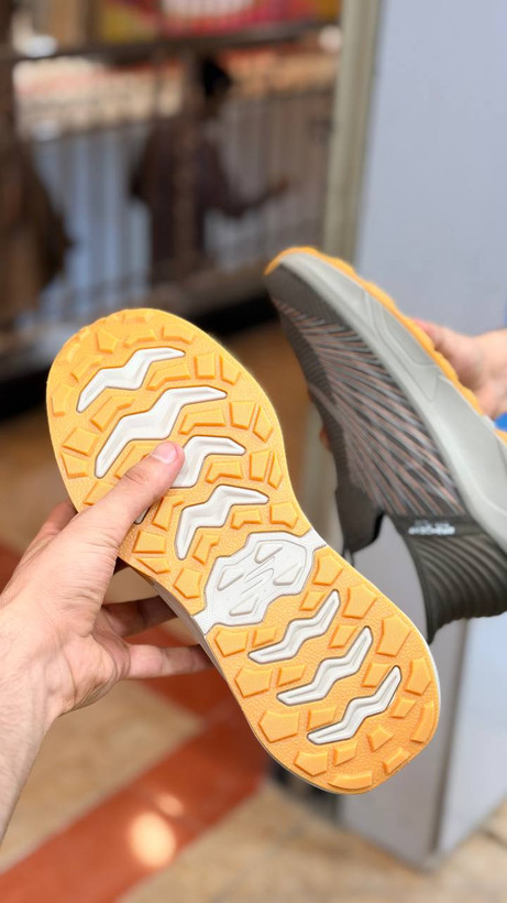 کتونی طبی اسکیچرز بدون بند/Skechers Slip Ins/سایز۴۰ الی ۴۵/ ساخت ویتنام/ضمانت کالا/فروش تک و عمده
