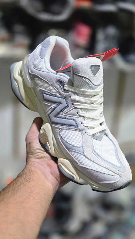 کتونی مسترکوالیتی نیوبالانس ۹۰۶۰/ساخت ویتنام/سایز 45/ Newbalance 9060/ضمانت اصالت کالا/فروش به صورت تک و عمده