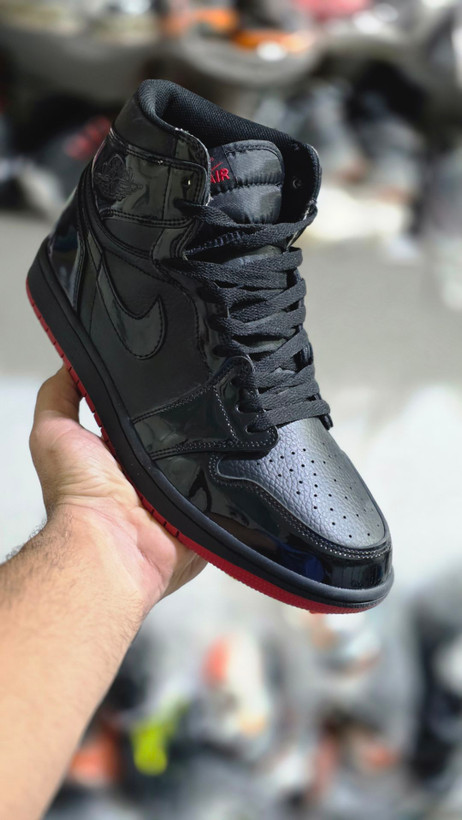 کتونی مردانه نایک ایر جردن وان /سایز 43 /ساخت ویتنام /ضمانت کالا /فروش تک و عمده / Nike Air Jordan 1 Vietnam