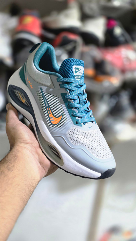 کتونی رانینگ نایک ایر زوم وینفلو 2 مسترکوالیتی /سایز ۴۰ /ساخت ویتنام /Nike Air Zoom Winflo 2 Vietnam