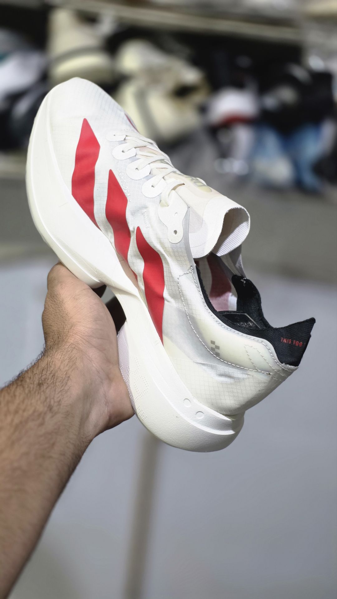 کتونی آدیداس آدی زیرو پرو 4 مسترکوالیتی/سایز 44,45 /ساخت ویتنام/Adidas Adizero Pro 4/ضمانت کالا/فروش تک و عمده