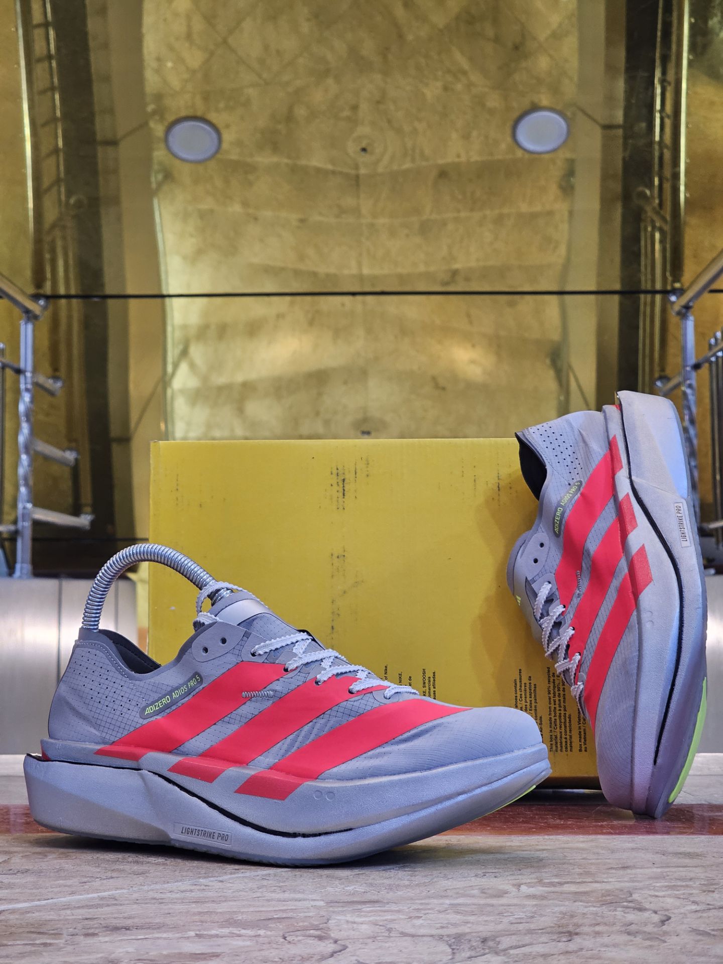 کتونی آدیداس آدی زیرو پرو 4 مسترکوالیتی/سایز ۴۰ الی ۴۵/ساخت ویتنام/Adidas Adizero Pro 4/ضمانت کالا/فروش تک و عمده