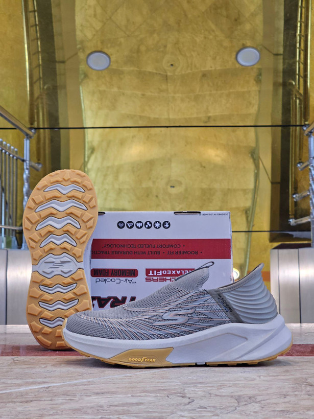 کتونی طبی اسکیچرز بدون بند/Skechers Slip Ins/سایز۴۰ الی ۴۵/ ساخت ویتنام/ضمانت کالا/فروش تک و عمده