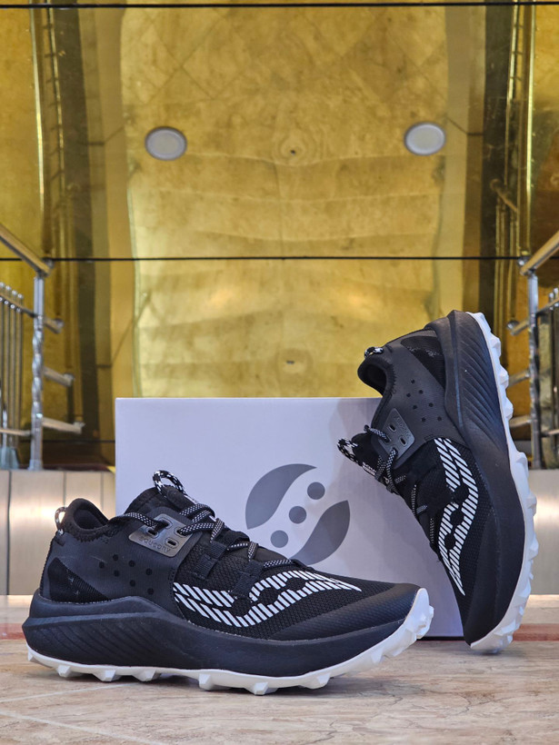 کتونی رانینگ و تریل ساکونی اندورفین ریفت مسترکوالیتی/سایز ۴۰ الی ۴۵/ساخت ویتنام/Saucony Endorphin Rift/ضمانت کالا/فروش تک و عمده