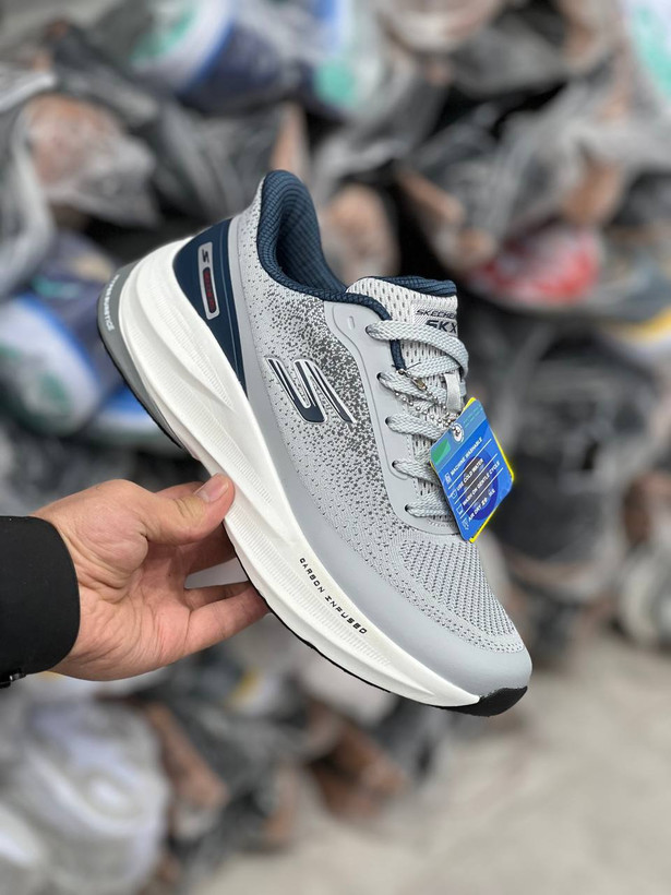 کتونی اسکیچرز هایپربرست کربن مسترکوالیتی /سایز 40 الی 45 /ساخت ویتنام /Skechers Hyperburst Carbon /ضمانت کالا /فروش به صورت تک و عمده