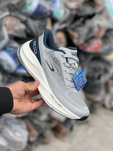 کتونی اسکیچرز هایپربرست کربن مسترکوالیتی /سایز 40 الی 45 /ساخت ویتنام /Skechers Hyperburst Carbon /ضمانت کالا /فروش به صورت تک و عمده