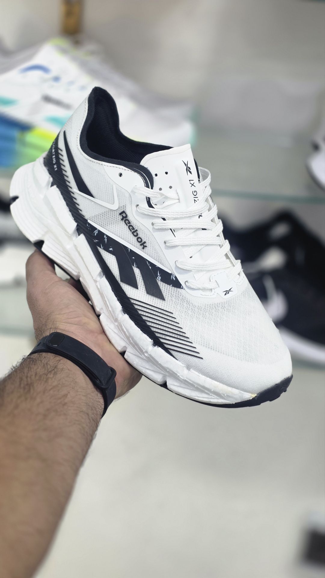 کتونی ریباک فلو‌ت‌زیگ ایکس 1 مسترکوالیتی /سایز 40 الی 45 /ساخت ویتنام /Reebok FloatZig X1 Running Shoes /ضمانت کالا /فروش تک و عمده