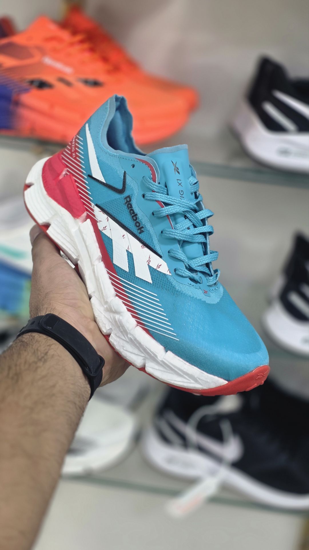 کتونی ریباک فلو‌ت‌زیگ ایکس 1 مسترکوالیتی /سایز 40 الی 45 /ساخت ویتنام /Reebok FloatZig X1 Running Shoes /ضمانت کالا /فروش تک و عمده