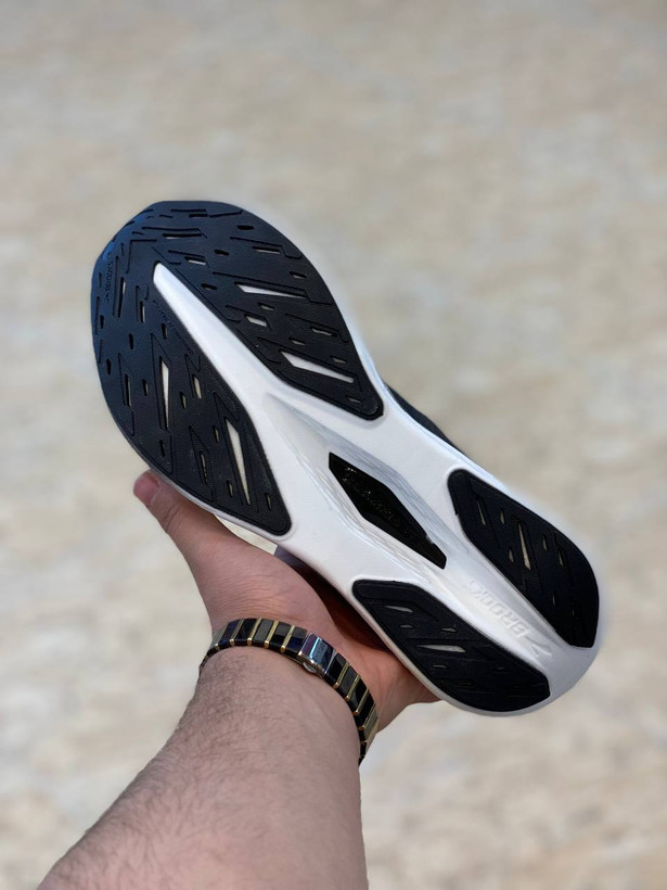 کتونی بروکس هایپریون مکس /سایزبندی 40تا45 /ساخت ویتنام /Brooks Hyperion Max /ضمانت کالا /فروش تک و عمده