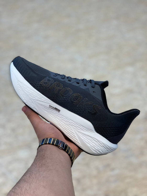 کتونی بروکس هایپریون مکس /سایزبندی 40تا45 /ساخت ویتنام /Brooks Hyperion Max /ضمانت کالا /فروش تک و عمده