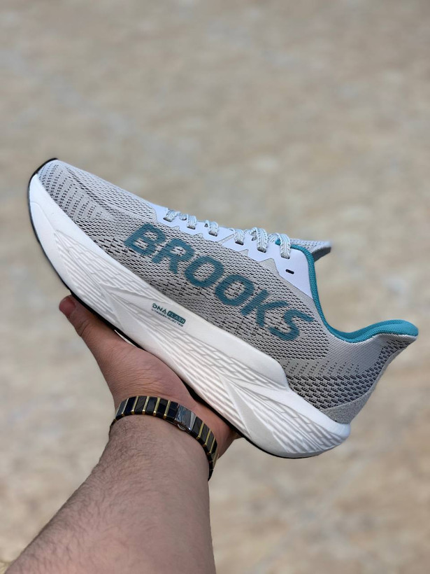 کتونی بروکس هایپریون مکس /سایزبندی 40تا45 /ساخت ویتنام /Brooks Hyperion Max /ضمانت کالا /فروش تک و عمده