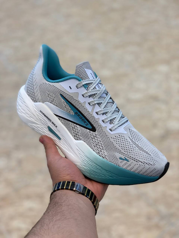 کتونی بروکس هایپریون مکس /سایزبندی 40تا45 /ساخت ویتنام /Brooks Hyperion Max /ضمانت کالا /فروش تک و عمده