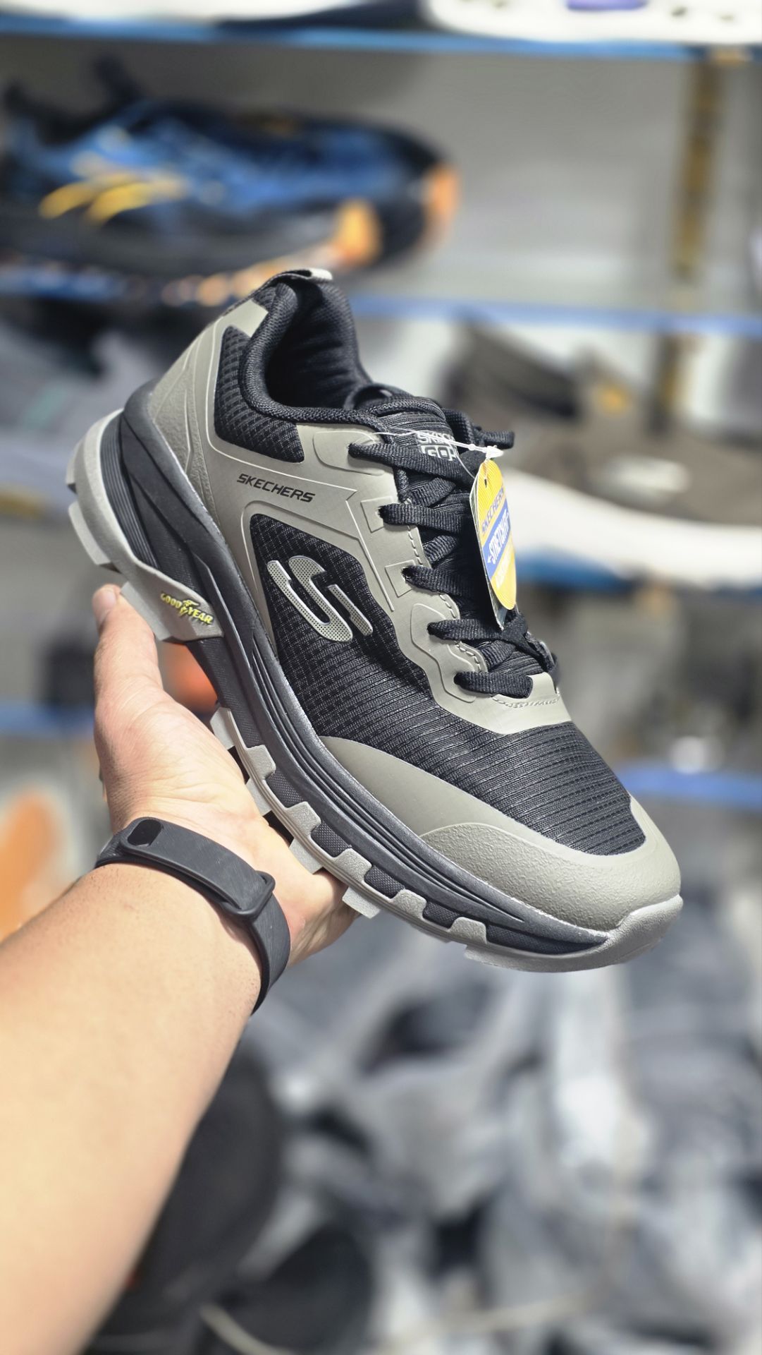 کتونی پیاده‌روی اسکیچرز گو واک مسترکوالیتی/سایز ۴۰ الی ۴۵/ساخت ویتنام/Skechers GO WALK/ضمانت کالا/فروش تک و عمده