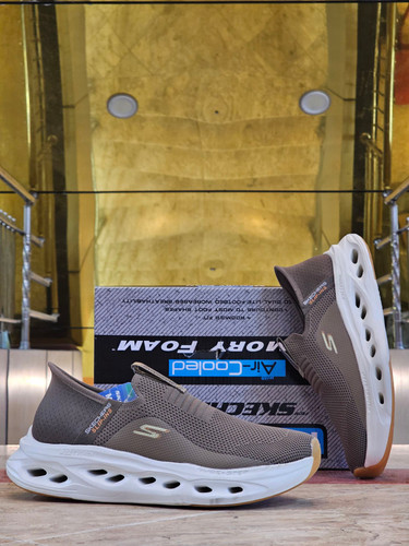 کتونی طبی اسکیچرز بدون بند/Skechers Slip Ins/سایز۴۰ الی ۴۵/ ساخت ویتنام/ضمانت کالا/فروش تک و عمده