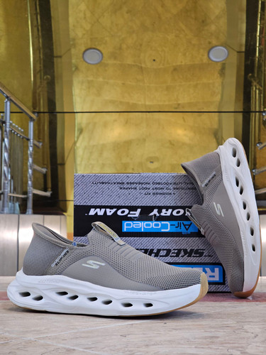 کتونی طبی اسکیچرز بدون بند/Skechers Slip Ins/سایز۴۰ الی ۴۵/ ساخت ویتنام/ضمانت کالا/فروش تک و عمده