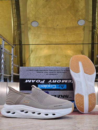 کتونی طبی اسکیچرز بدون بند/Skechers Slip Ins/سایز۴۰ الی ۴۵/ ساخت ویتنام/ضمانت کالا/فروش تک و عمده