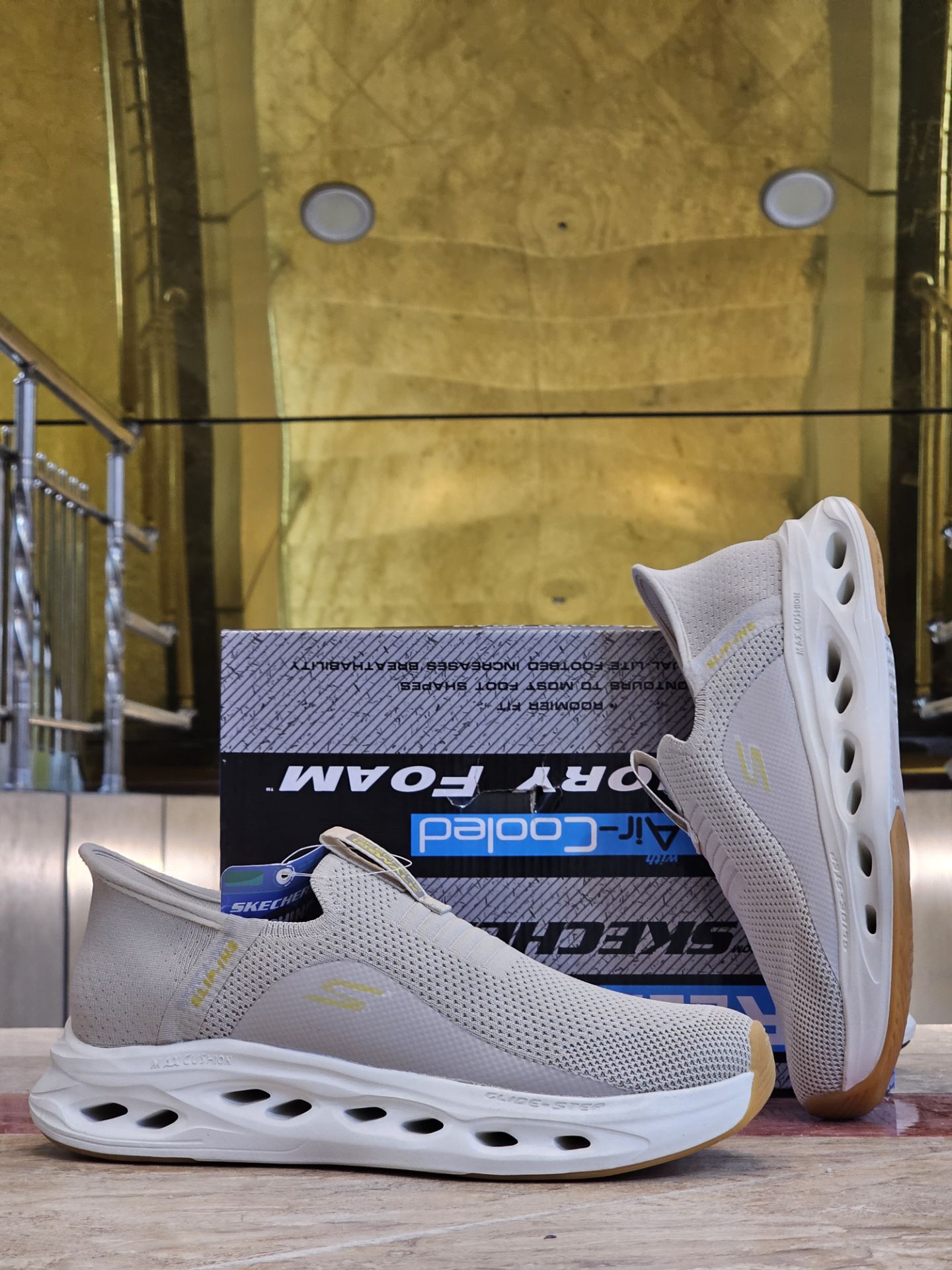 کتونی طبی اسکیچرز بدون بند/Skechers Slip Ins/سایز۴۰ الی ۴۵/ ساخت ویتنام/ضمانت کالا/فروش تک و عمده