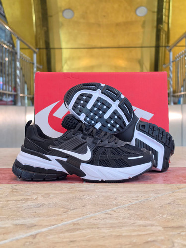کتونی نایک وی تو کی مسترکوالیتی /سایز ۳8 الی ۴۵ /ساخت ویتنام /Nike V2k Run /ضمانت کالا /فروش تک و عمده