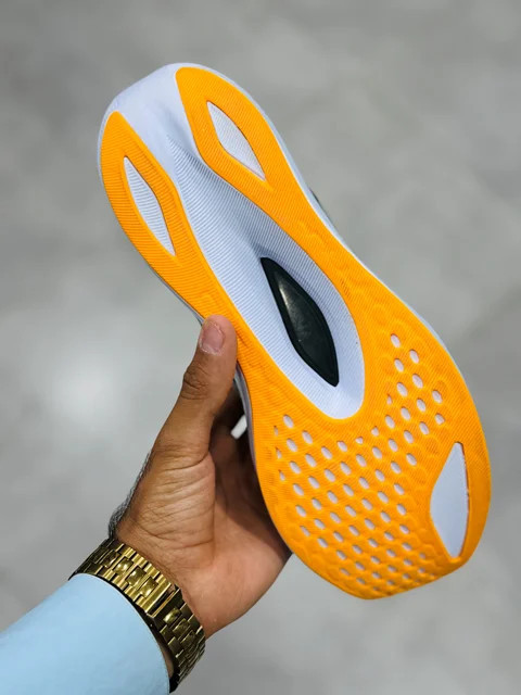 کتونی رانینگ اسیکس مجیک اسپید مسترکوالیتی /سایز ۴۰ الی ۴۵ /ساخت ویتنام /ASICS MAGIC SPEED /ضمانت کالا/فروش تک و عمده
