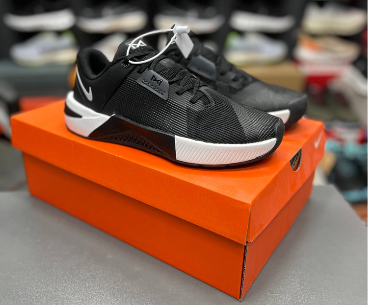کتونی نایک متکان ۱۰ مسترکوالیتی /سایز ۳۷ الی ۴۵ /ساخت ویتنام/Nike Metcon 10 /ضمانت کالا /فروش تک و عمده