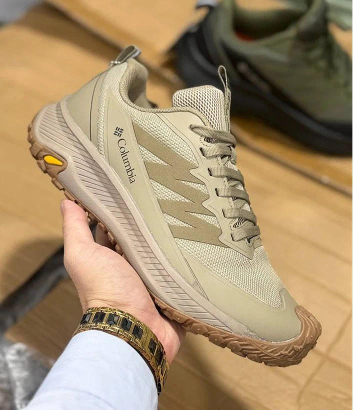 کتونی طبیعت گردی کلمبیا ضدآب مردانه مسترکوالیتی /سایز 40 الی 45 /ساخت ویتنام /Columbia GORE-TEX /ضمانت کالا /فروش تک و عمده