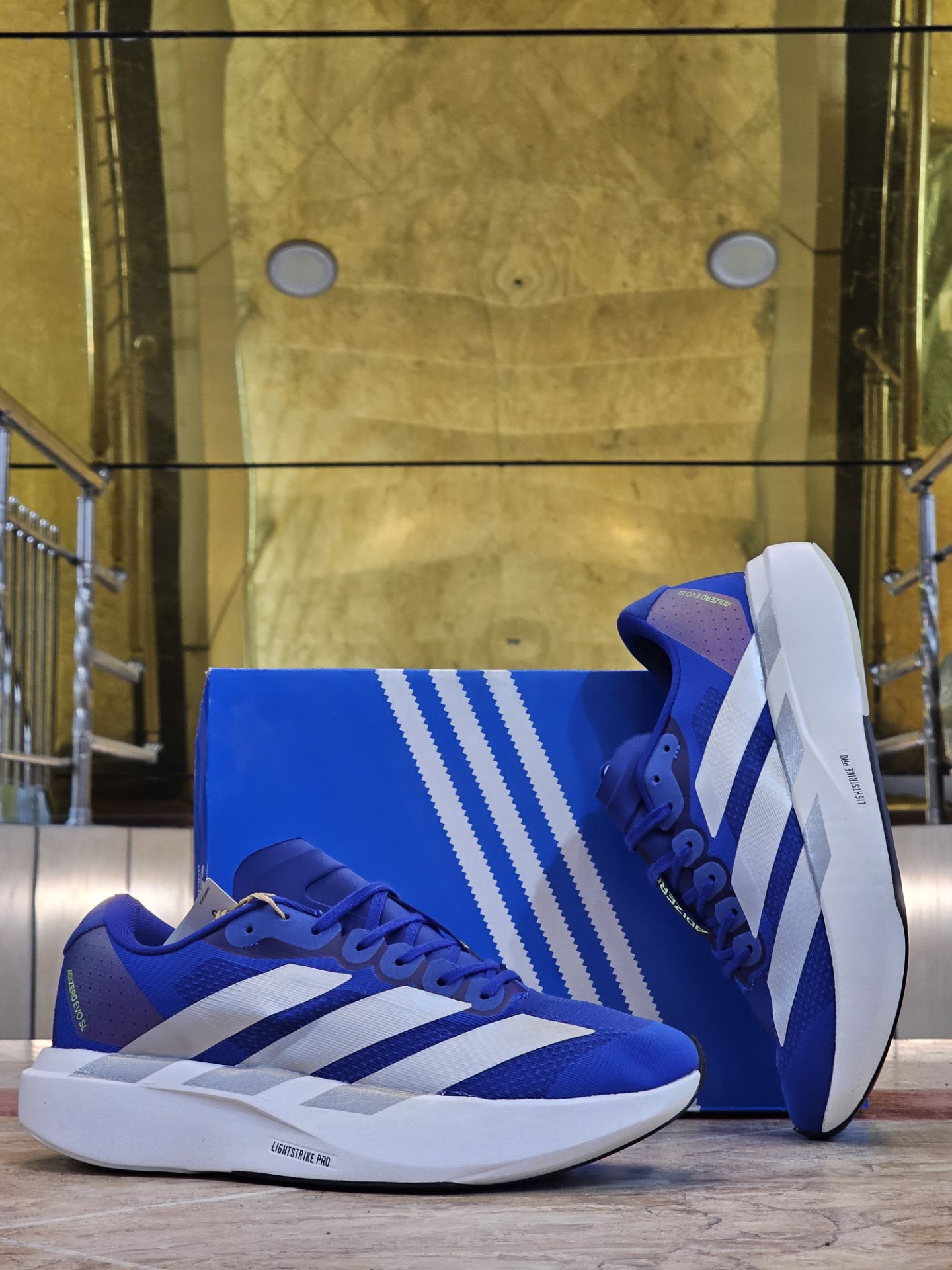 کتونی آدیداس آدی زیرو پرو 4 مسترکوالیتی/سایز ۳۸ الی ۴۵/ساخت ویتنام/Adidas Adizero Pro 4/ضمانت کالا/فروش تک و عمده